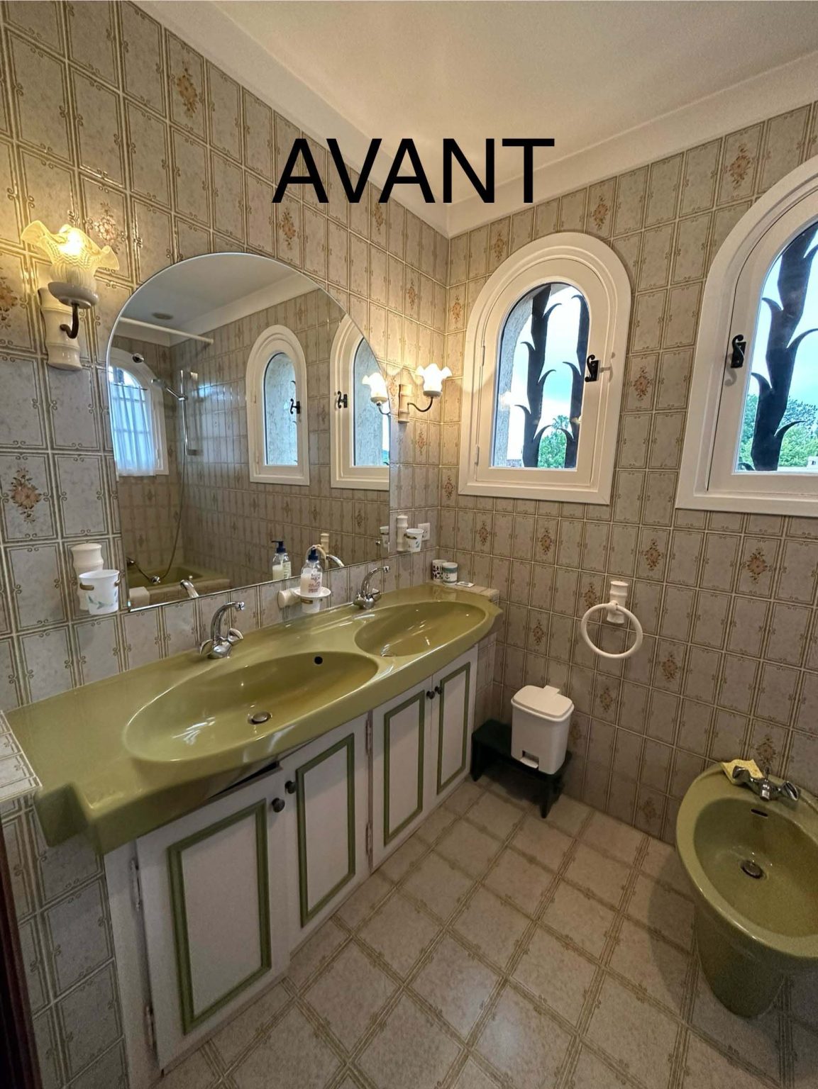 Salle de bain avant rénovation – villa Terra Pura à Saint-Paul-de-Vence