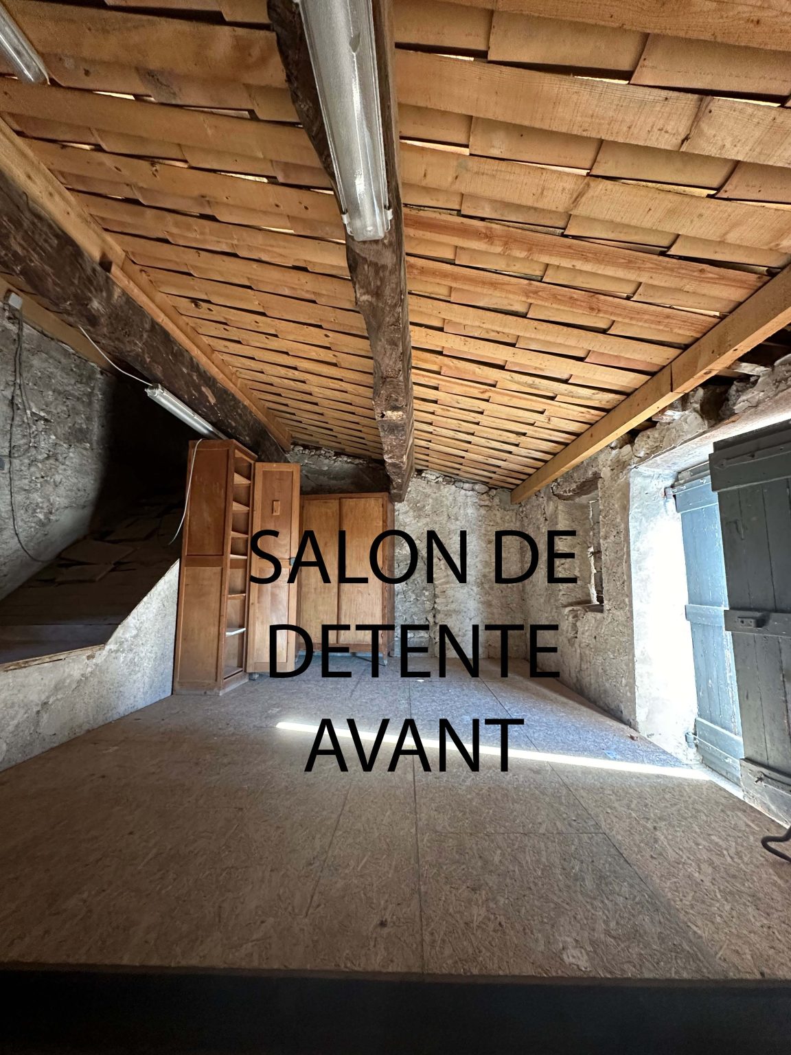 Salon de détente avant travaux – villa Solea à Saint-Paul-de-Vence